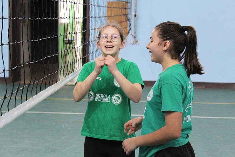 Showy Boys: il settore femminile al centro del programma di formazione della Scuola Volley